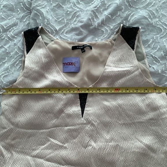 NWT. Rachel Roy Silk Sleeveless Top - Picture 7 of 7